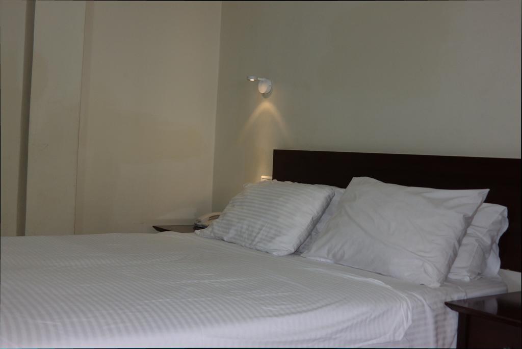 Glatt Eden Hotel Tiberias Exterior photo