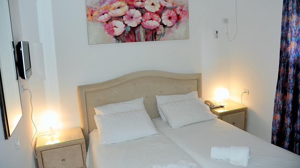 Glatt Eden Hotel Tiberias Exterior photo