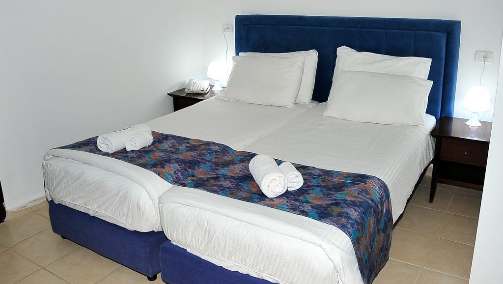 Glatt Eden Hotel Tiberias Exterior photo